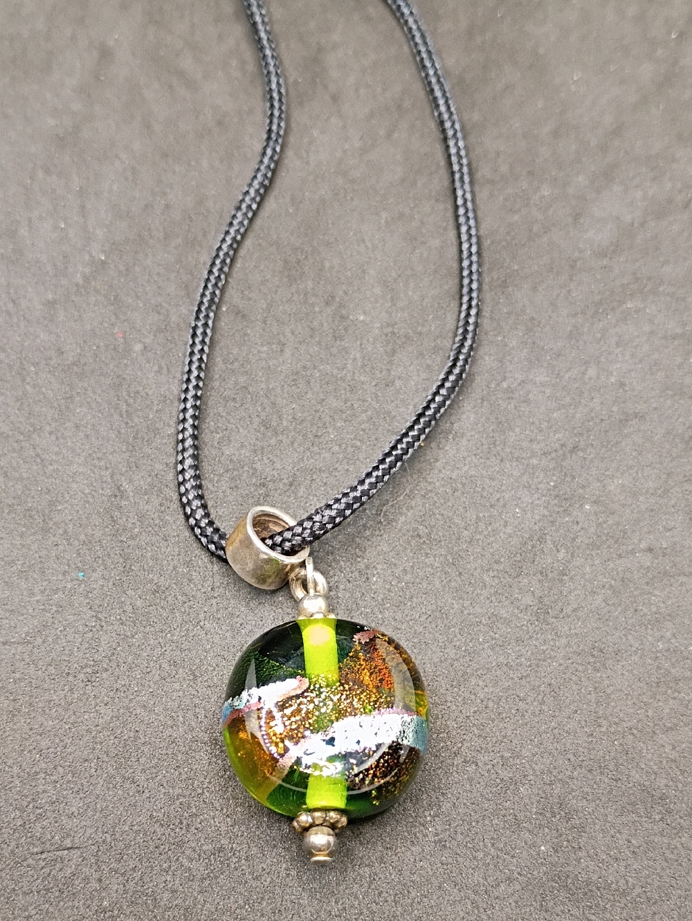 Green Multicolor Glass Pendant Necklace for Women - Picture 2 of 3